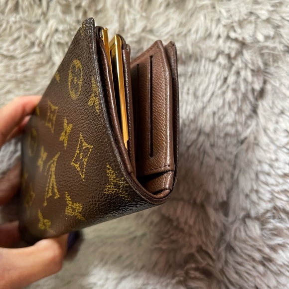 LV monogram kiss-locked wallet - Picture 3 of 10